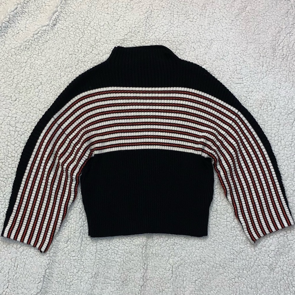 Urban Outfitters Retro Style Cropped Sweater